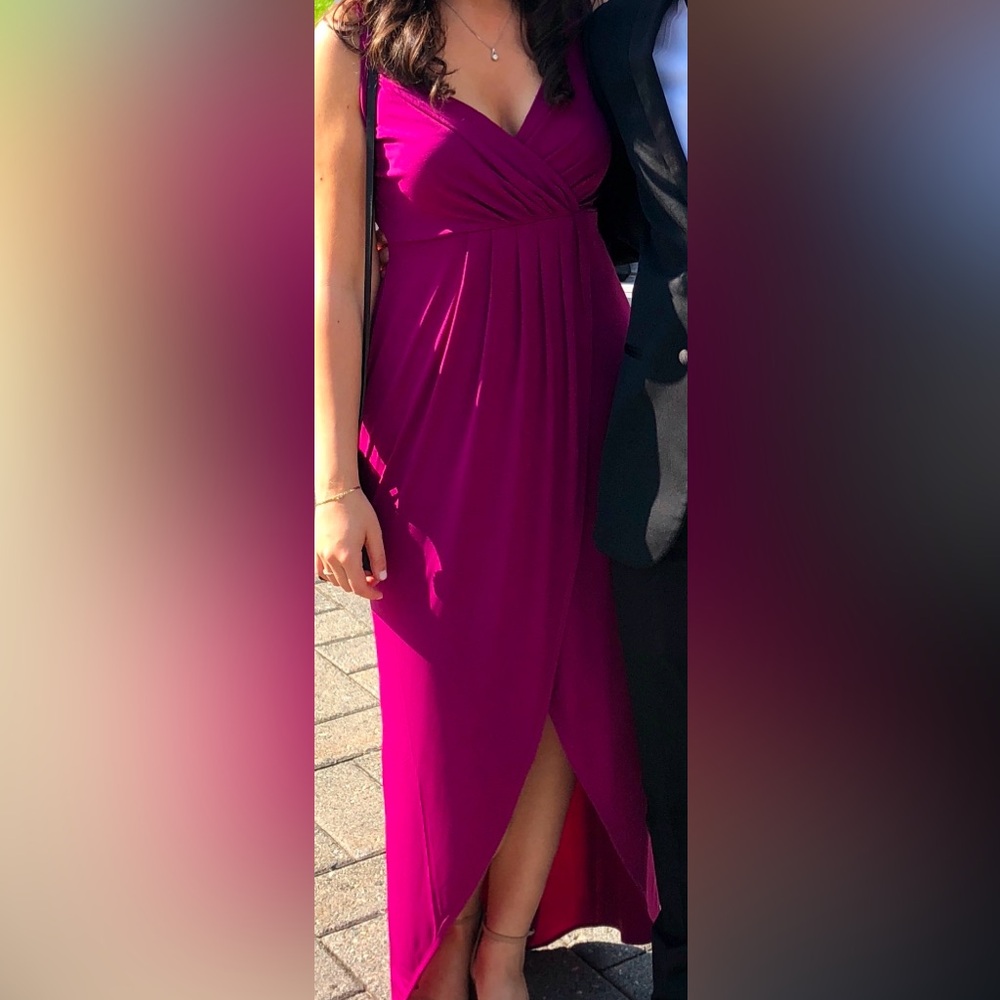 Elegant Magenta Formal Dress